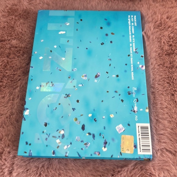 * KPOP* ♥️ Itzy Official Album ´ Icy´ ♥️- No Photoca… - Picture 2 of 3